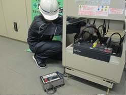 GTSB100-15、MSE-100-6 直流電源装置定期点検 内部抵抗測定
