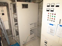 整流器、蓄電池更新工事-途中