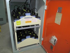 非常照明用　蓄電池更新 GSユアサ-完成