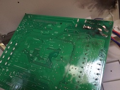 受信機機盤交換中