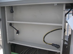 MSE-100-6 自家発電設備始動用蓄電池取替中
