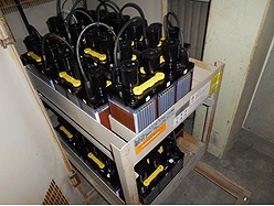 新しい蓄電池設置完了