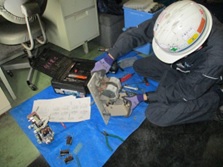 途中　整流器マグネットコンダクター過放電防止用電磁接触器